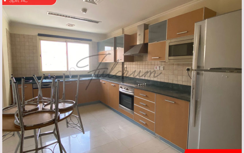 Spacious 3 bedroom with EWA and closed Kitchen