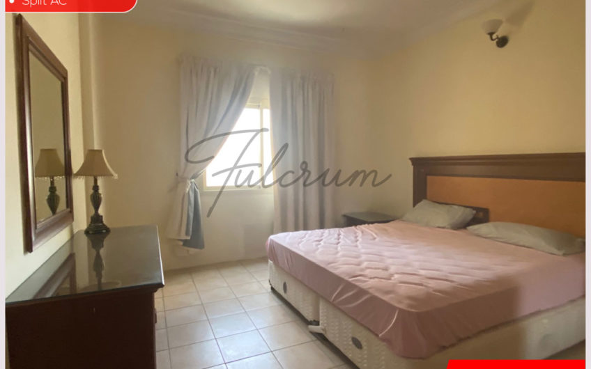 Spacious 3 bedroom with EWA and closed Kitchen